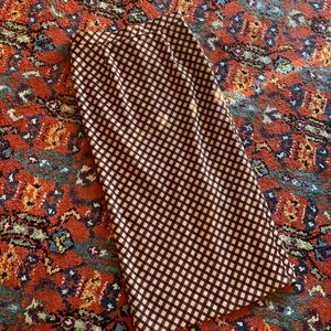 Vintage classic midi pencil skirt